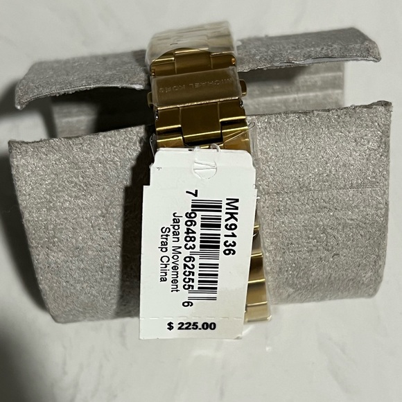 Mens Michael Kors Watch - Picture 2 of 3